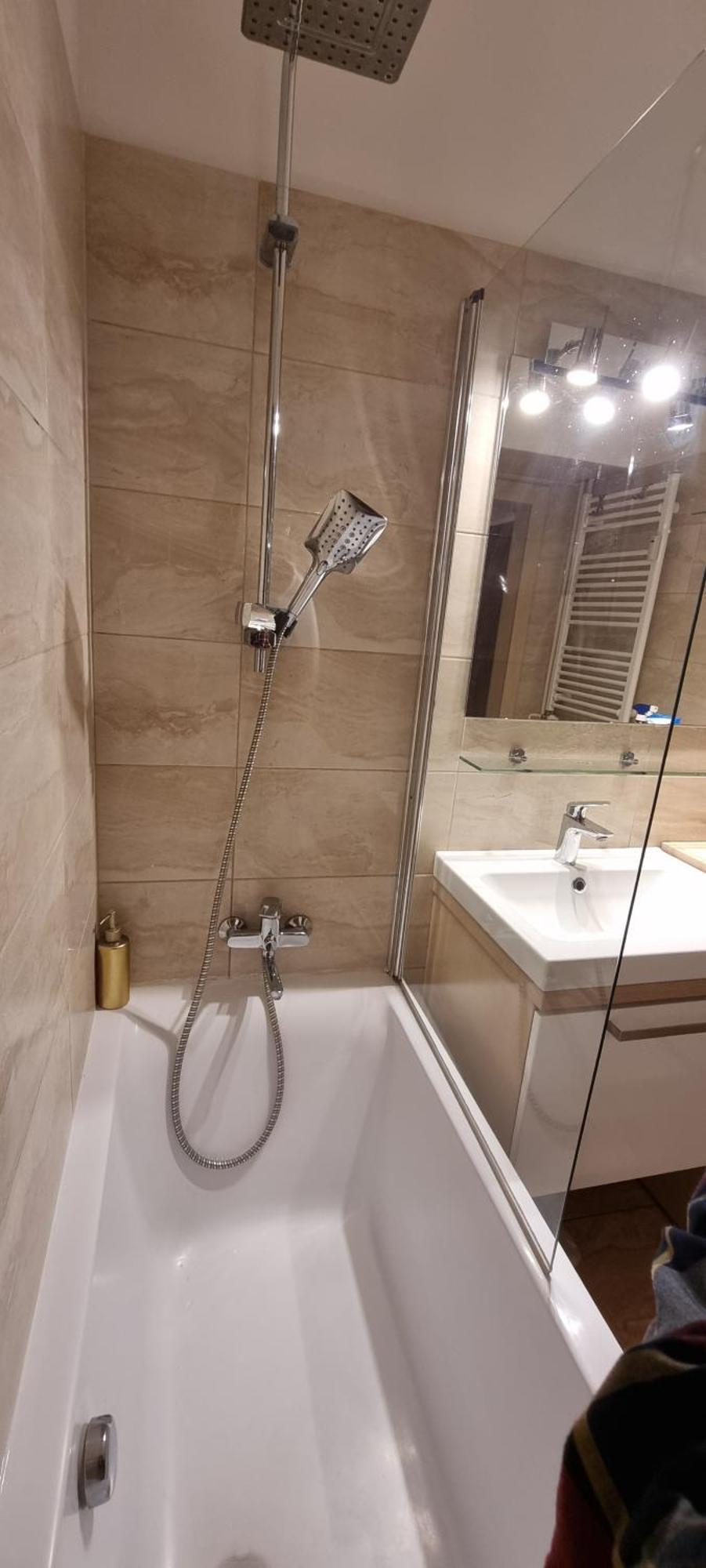 Huge Apartment Next To Train Station Close To The City Center Bratislava Extérieur photo