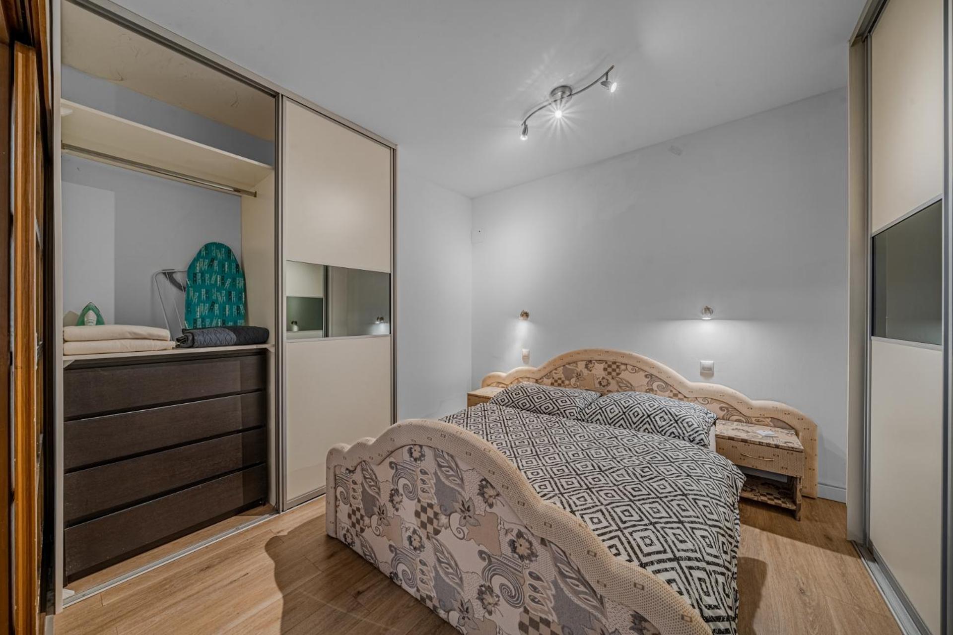 Huge Apartment Next To Train Station Close To The City Center Bratislava Extérieur photo